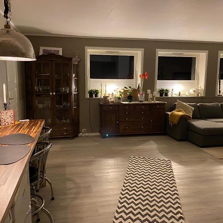 Lyngen, Mackay Appartment, Lyngen Lyngseidet Dış mekan fotoğraf