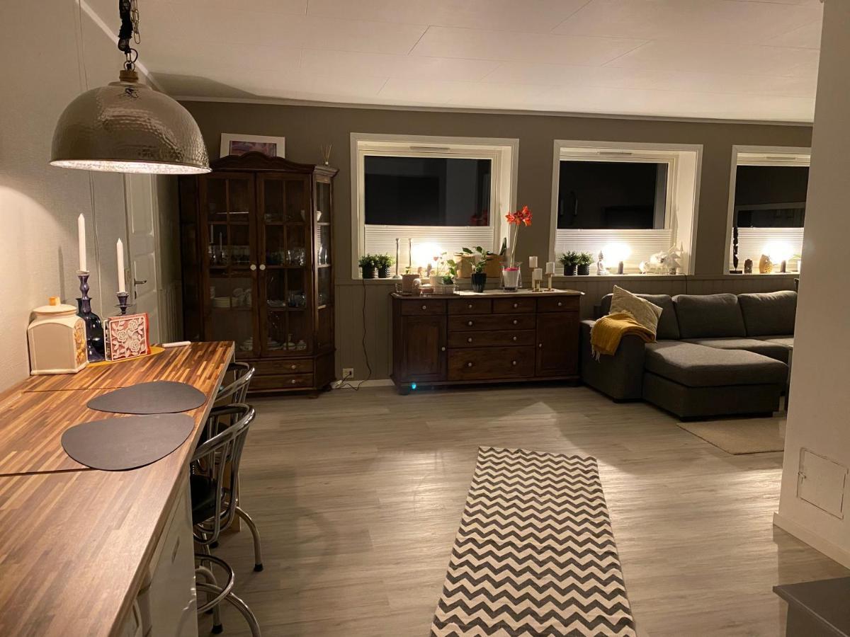 Lyngen, Mackay Appartment, Lyngen Lyngseidet Dış mekan fotoğraf