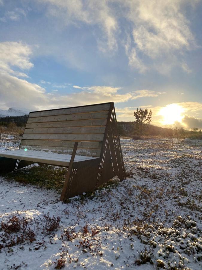 Lyngen, Mackay Appartment, Lyngen Lyngseidet Dış mekan fotoğraf